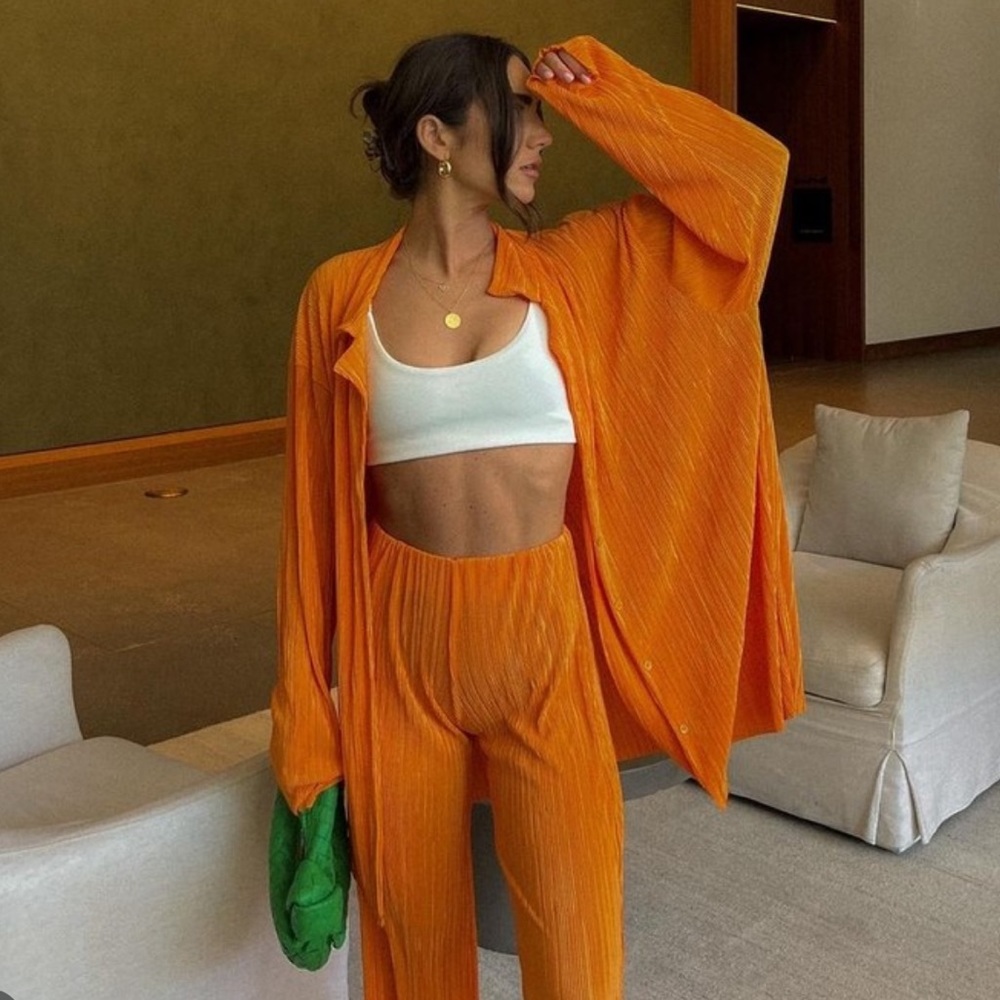 Storets Maria Plisse Set Oversized Shirt and Pants Orange Size S/M